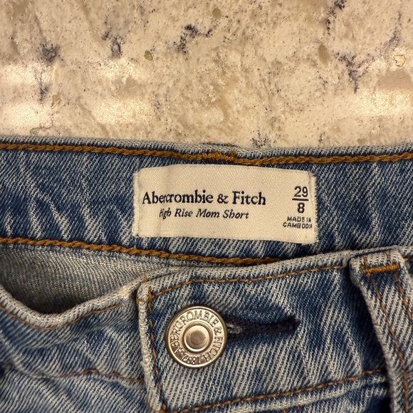 Pre-Owned Women's Abercrombie & fitch High Rise distressed  shorts size 29 -cp - Picture 5 of 7